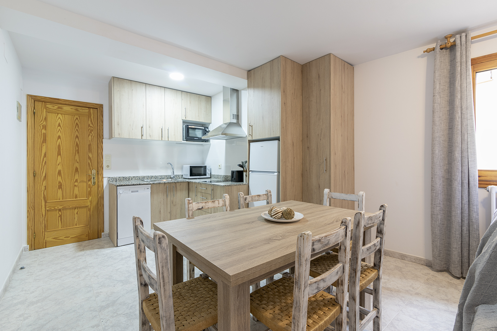 Apartamento 105 — salón